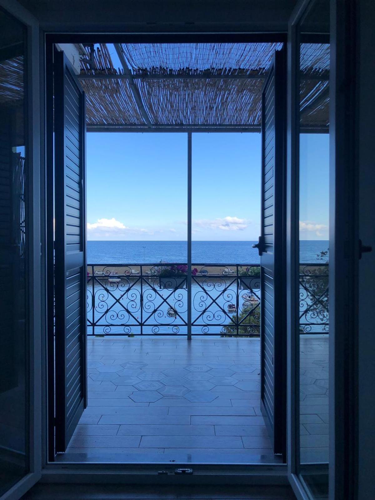 Quasi In Porto Rooms Кастеллабате Экстерьер фото